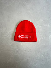 Laden Sie das Bild in den Galerie-Viewer, Chrome Hearts Rot Logo Beanie