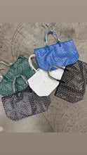 Laden Sie das Bild in den Galerie-Viewer, Goyard Saint Louis PM Bag Blau