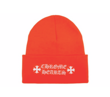 Laden Sie das Bild in den Galerie-Viewer, Chrome Hearts Orange Logo Beanie