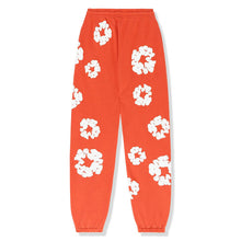 Laden Sie das Bild in den Galerie-Viewer, Denim Tears Cotton Wreath Sweatpants Orange