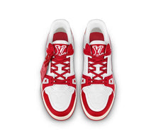 Laden Sie das Bild in den Galerie-Viewer, Louis Vuitton LV Trainer Product Red