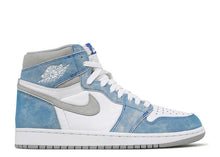 Load image into Gallery viewer, Air Jordan 1 Retro High Fearless UNC Chicago